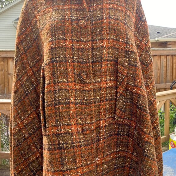68-(VWC) Vintage. Clothing. Cloak.Rare Find. - Picture 15 of 16